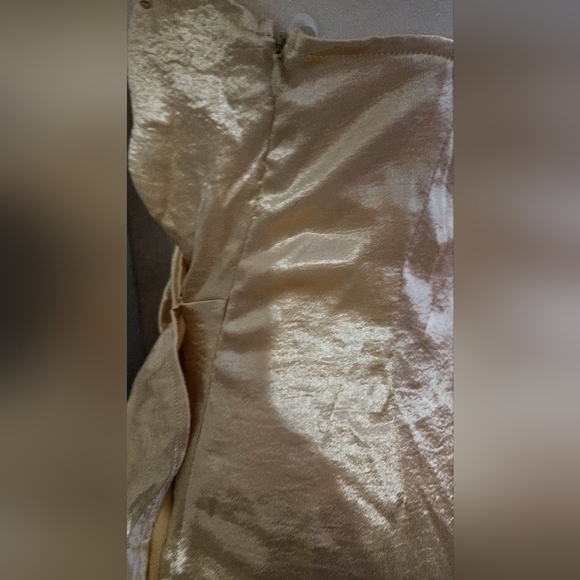 SUPERDOWN Lennie Wrap Dress in Champagne. Size small NWT - Picture 16 of 16